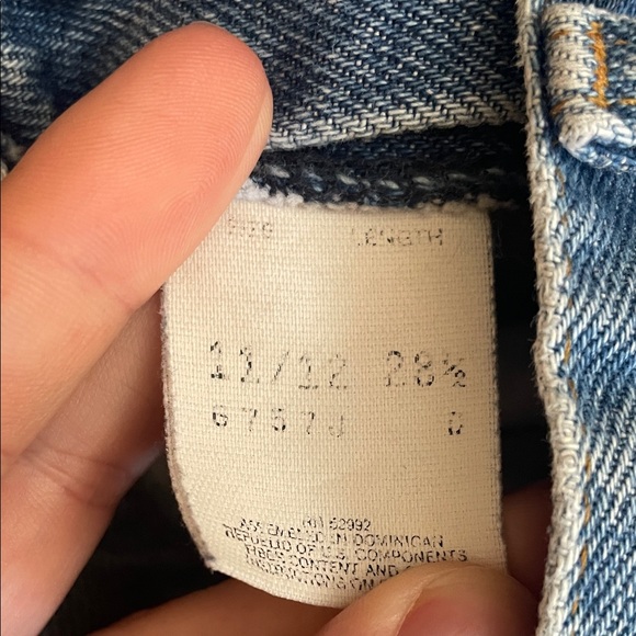 Jordache Blue Jeans with Black and White Patterned Pocket - Picture 2 of 5
